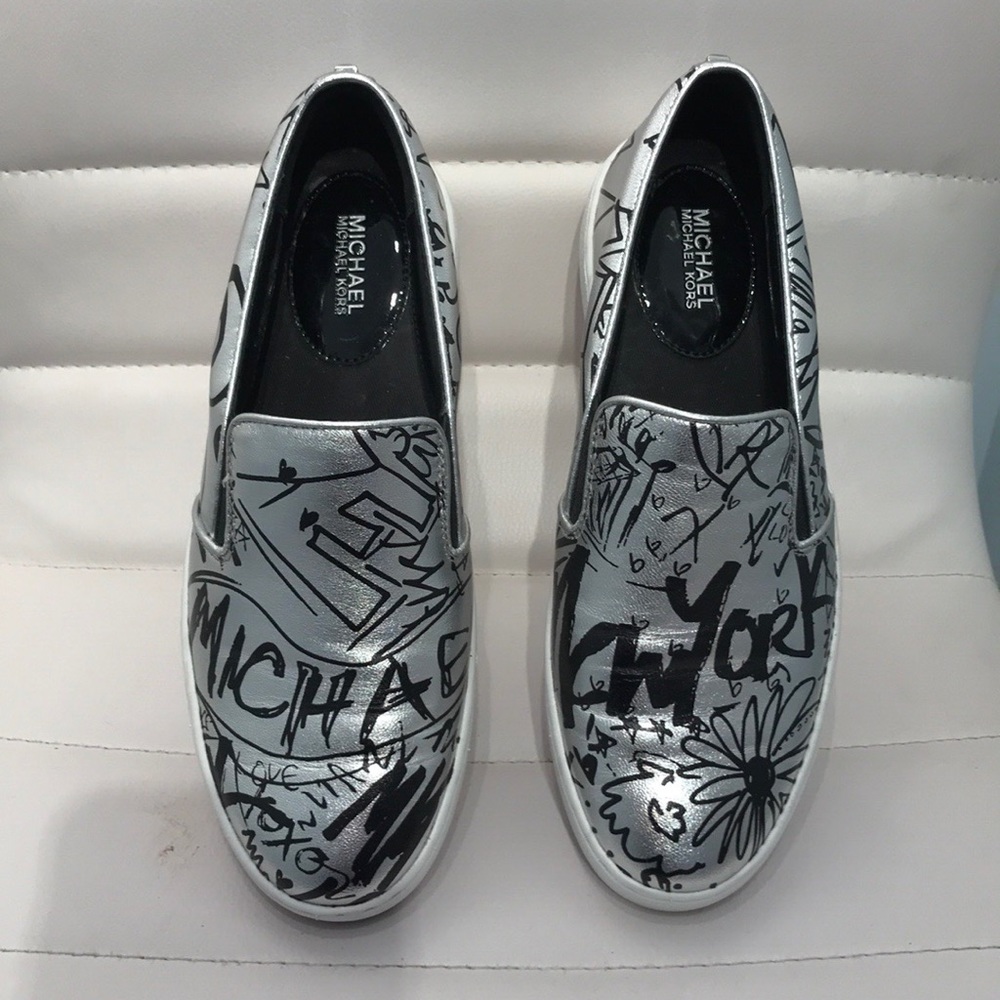 Michael Kors Keaton Leather Slip On Sneakers, 5.5 - Picture 5 of 9
